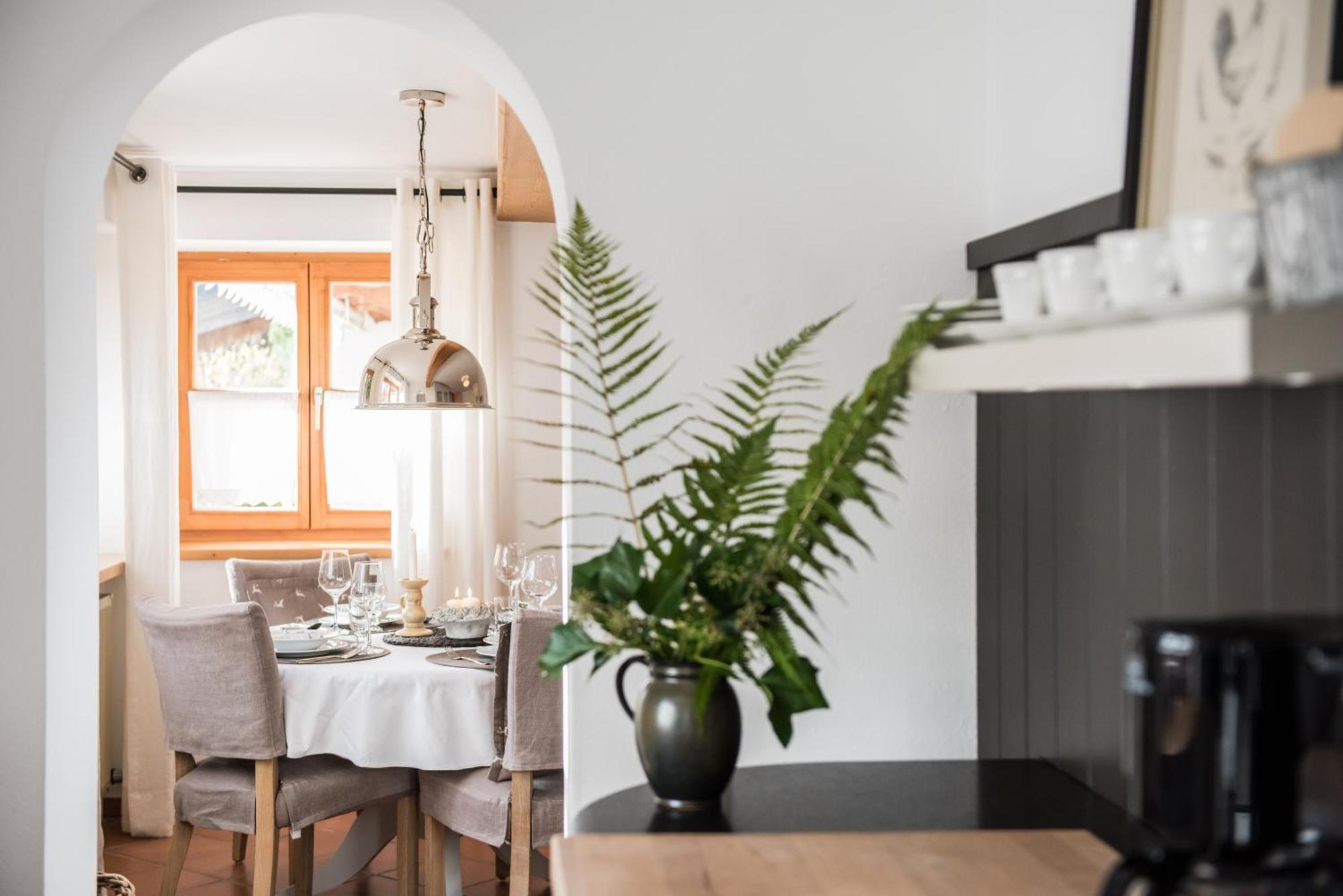 Haus Lesch - Stilvolle Appartements Mit Tollem Bergblick In Kreuth Am Tegernsee المظهر الخارجي الصورة